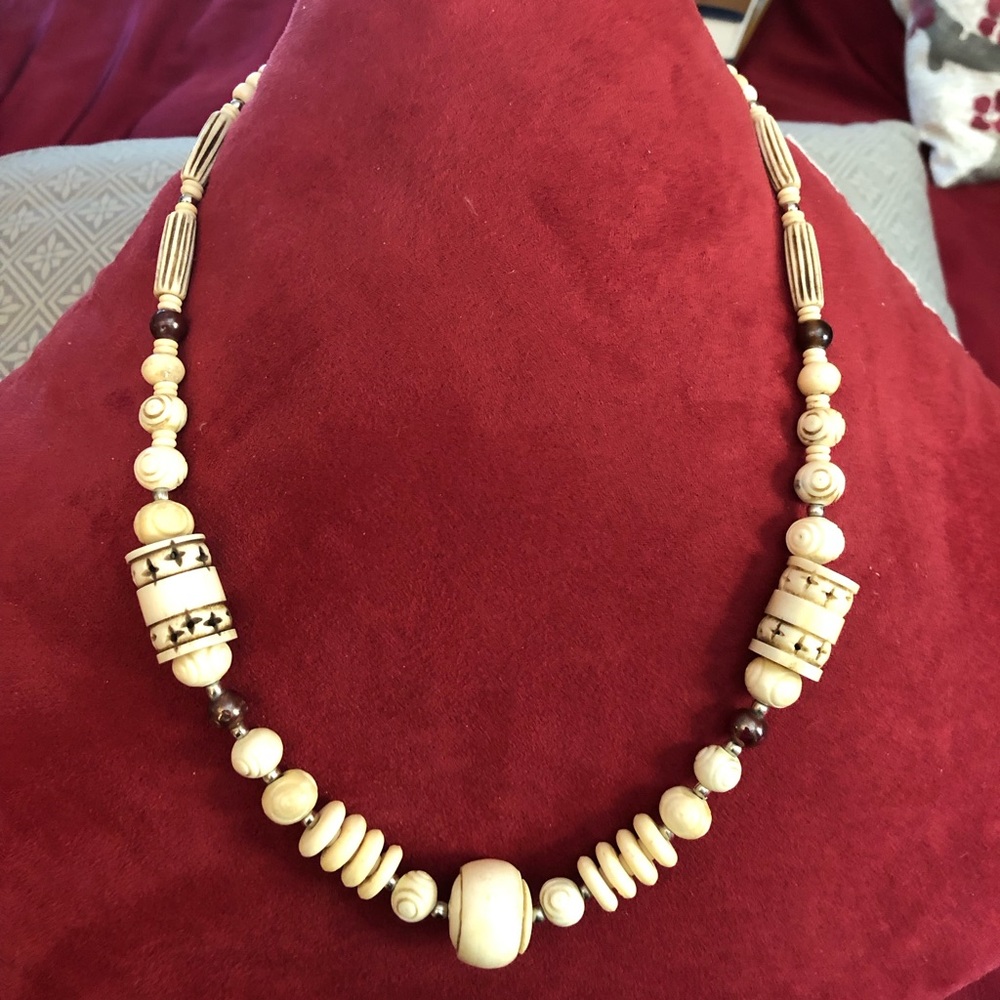 Ivory colored necklace
